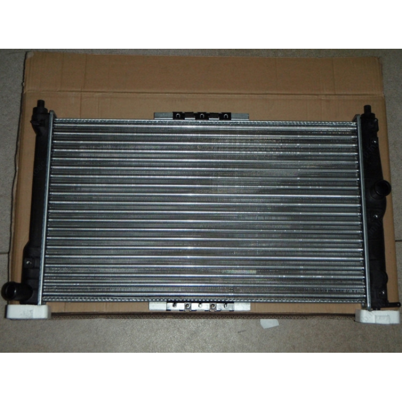 Радіатор охолодження DAEWOO LANOS 97- (без кондиціонера) Shin Kum Радіатор охолодження DAEWOO LANOS 97- (без кондиціонера) Shin Kum