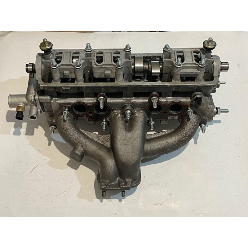 Головка блоку циліндрів ВАЗ-1118 (1,6 8 кл. інж. у зборі) Головка блоку циліндрів ВАЗ-1118 (1,6 8 кл. інж. у зборі)
